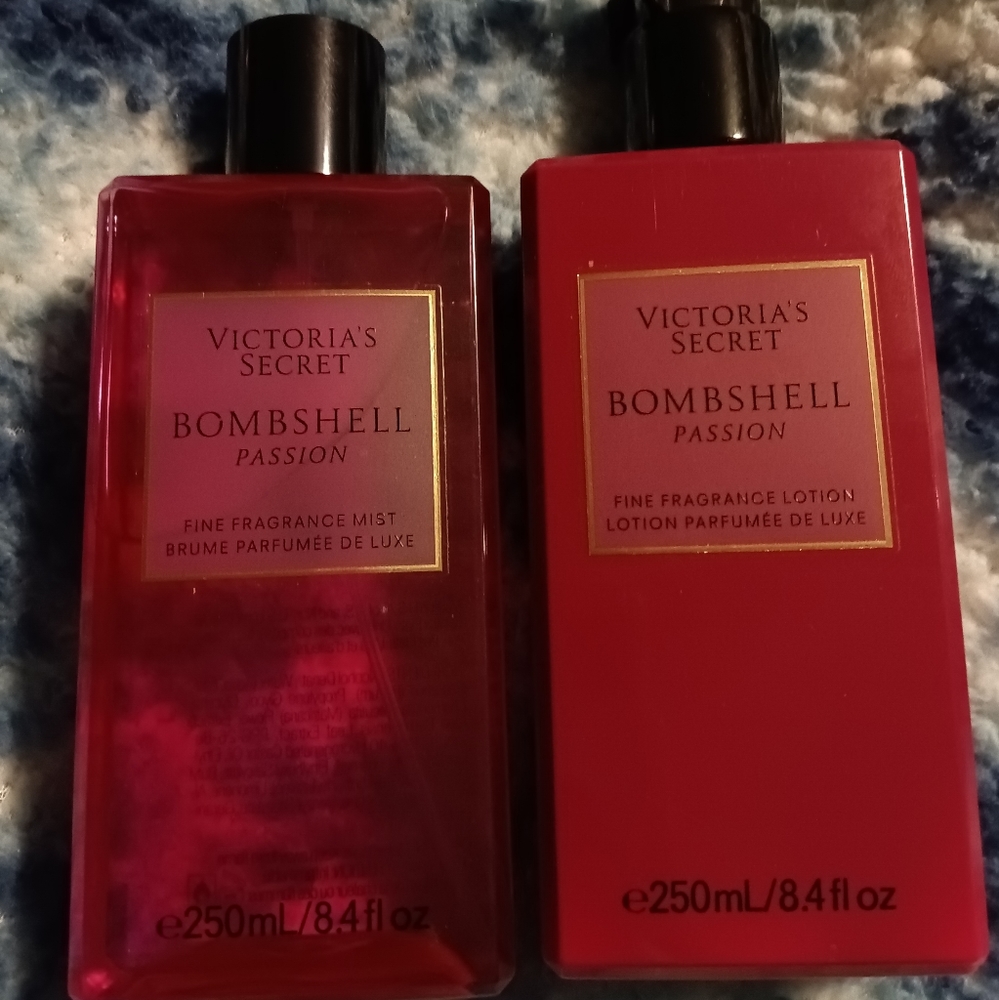 Victoria secret mist and lotion